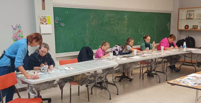 Atelier au sous-sol du Centre communautaire d'Évain